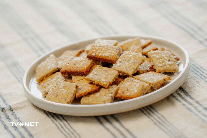 Mandeļu miltu krekeri ar oregano un sāls pārslām
