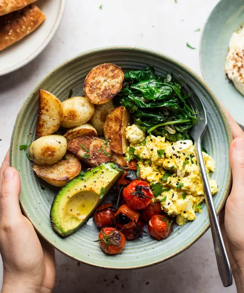 Bagātīgā brokastu bļoda