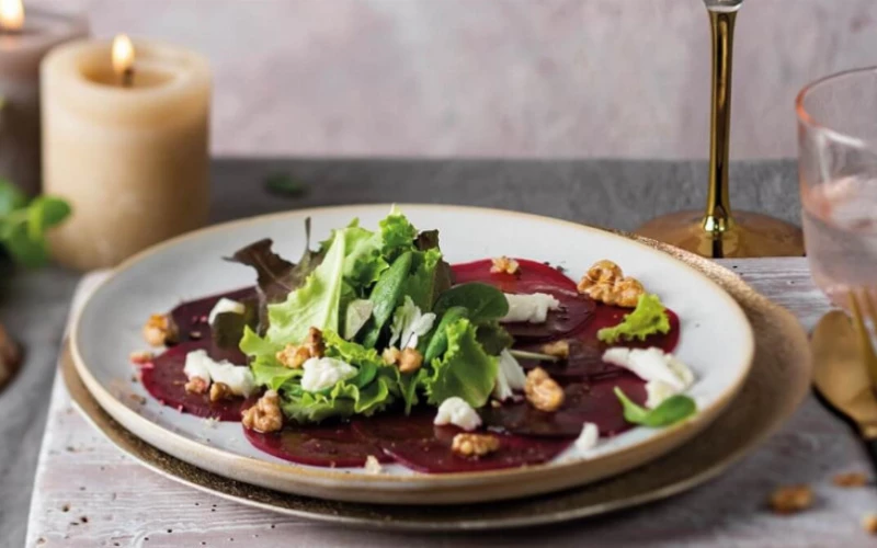 Sarkano biešu karpačo