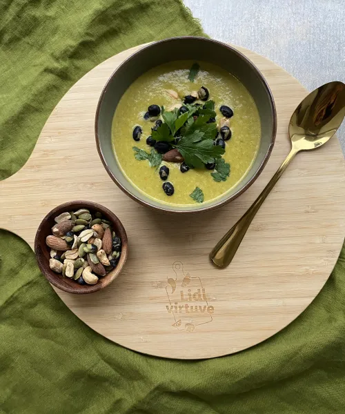 Krēmīgi sātīgā biezzupa Āzijas garšās