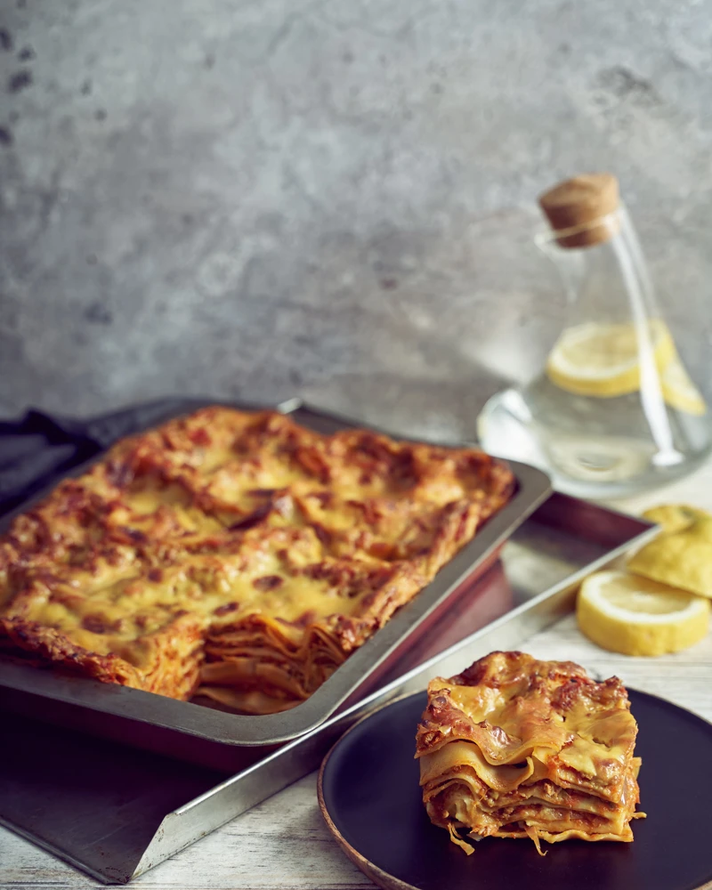 Lazanja ar dārzeņu ragu un augu valsts siera bešamela mērci