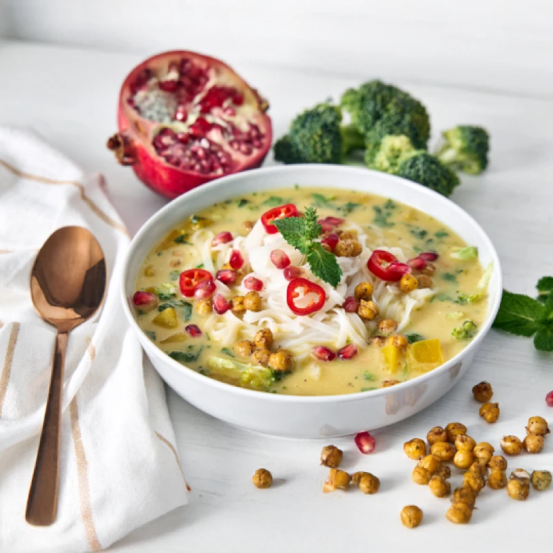 Ķirbju zupa ar rīsu nūdelēm