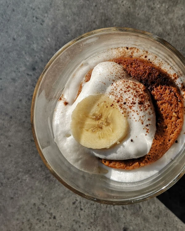 Ašais “tiramisu” deserts