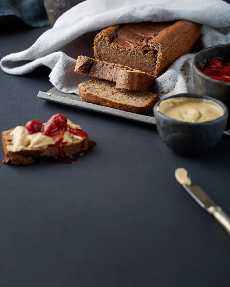 Banānu-riekstu maize