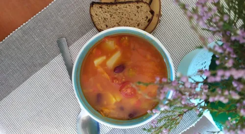 Sildošā pupiņu zupa