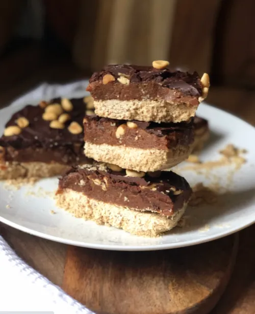 Snickers kūka bez cepšanas