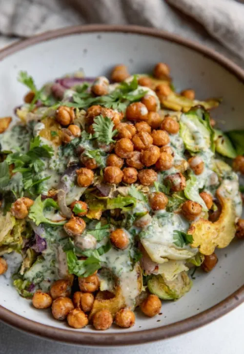 Turku zirņu salāti ar tahini - sinepju mērci