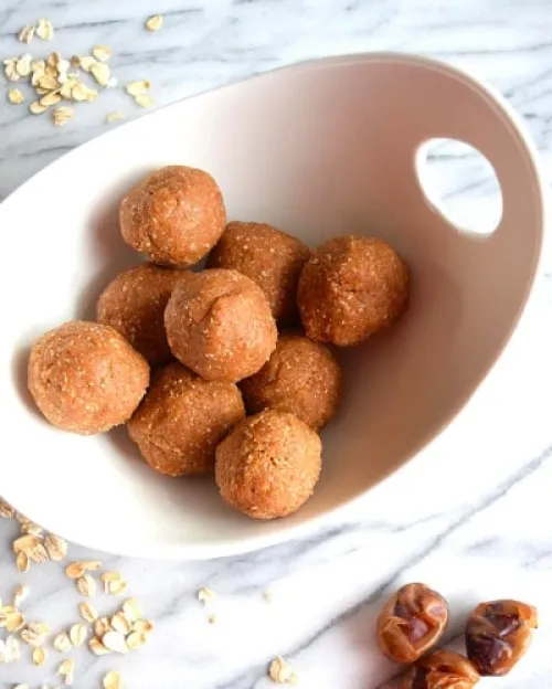 Zemesriekstu sviesta enerģijas bumbas