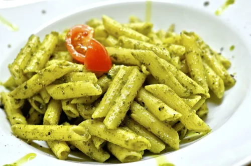 Avokado pesto pasta