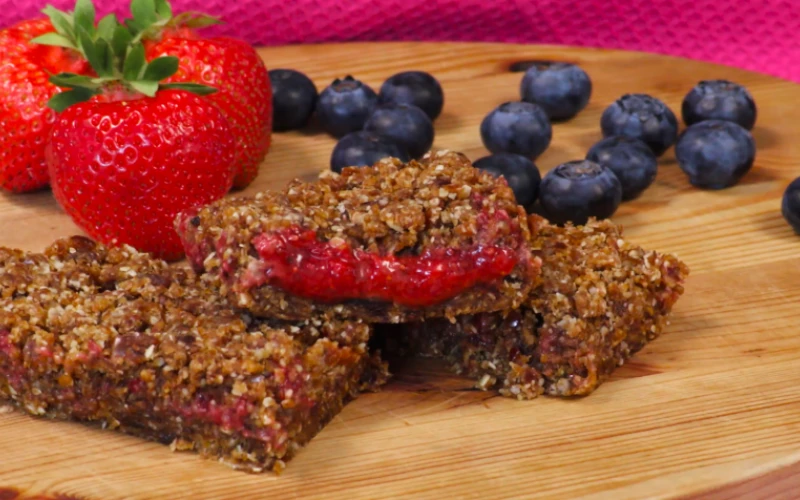 Pildītie brokastu batoniņi