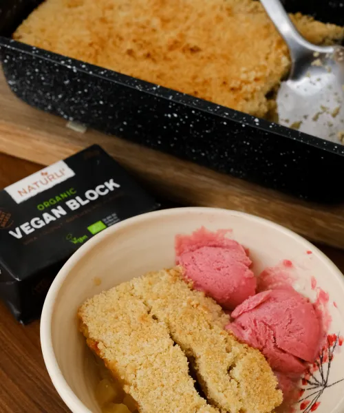Ābolu drumstalkūka ar Naturli augu tauku krēmu