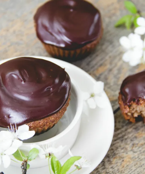 Banānu kēksiņi ar šokolādes glazūru