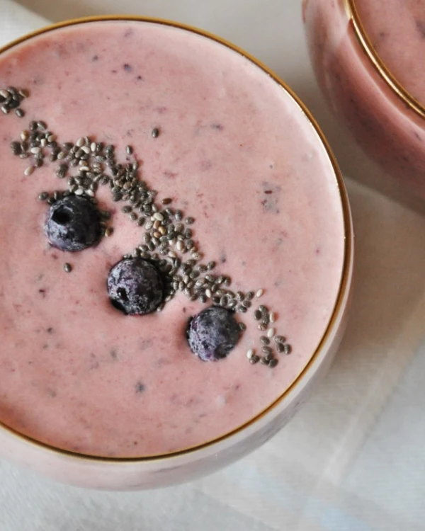 Kokosrieksta jogurts ar mellenēm