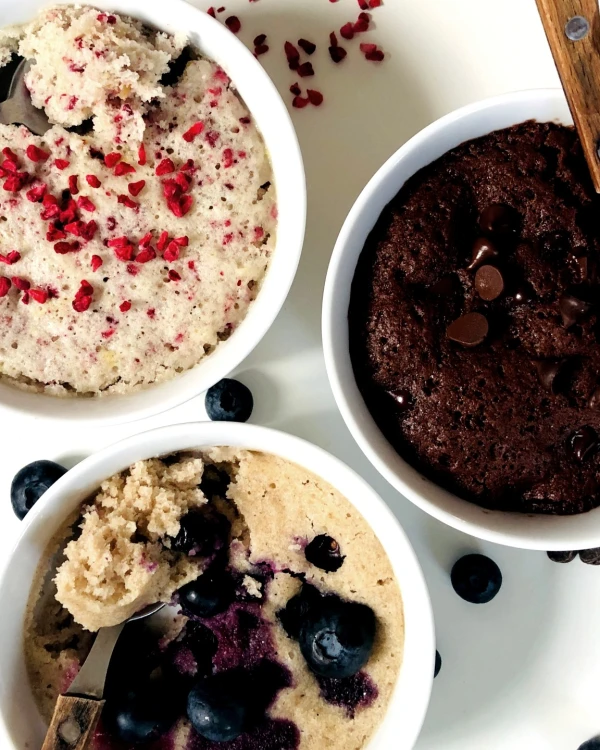 Mug Cake (Šokolādes, Aveņu/Citrona, Melleņu)