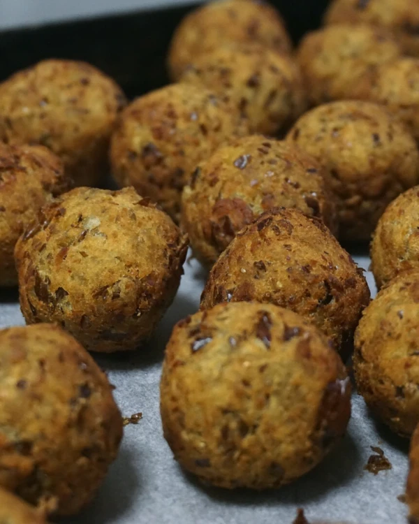 Pelēko zirņu falafeli