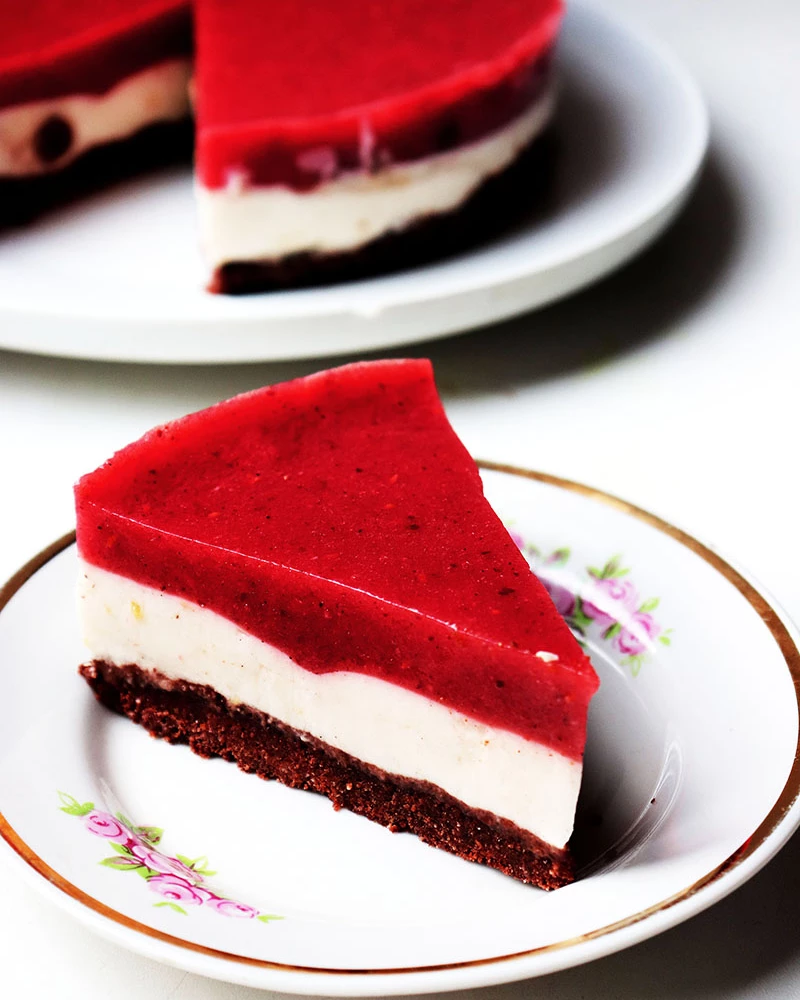 Trīskrāsu želejkūka